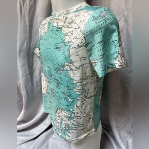 Map tee shirt men’s size Small